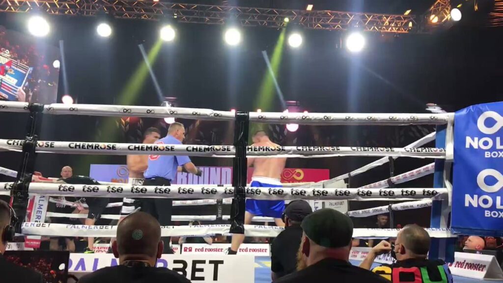 Martial Arts Clique MartialArtsClique Paul Gallen TKOs Darcy Lussick in Round 3 video of stoppage FIGHTMAG Paul Gallen TKO's Darcy Lussick in Round 3 - video of stoppage - FIGHTMAG