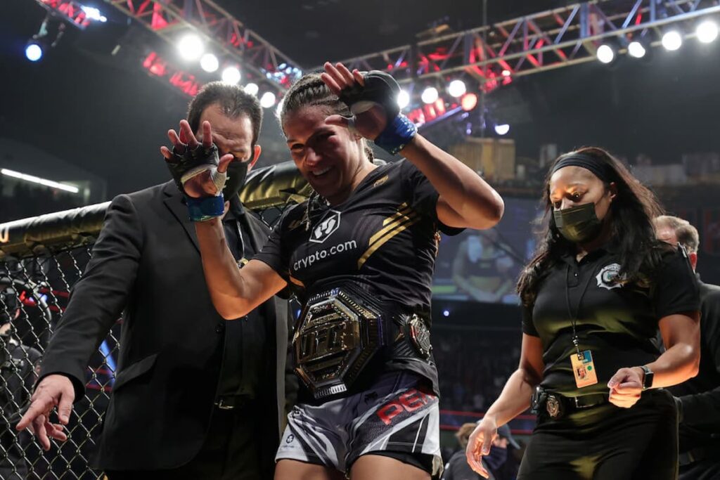 Martial Arts Clique MartialArtsClique Preview UFC 269 The Thrill the Agony post fight with Julianna Pena Charles Oliveira and more video FIGHTMAG Preview UFC 269: The Thrill & the Agony - post-fight with Julianna Pena, Charles Oliveira and more (video) - FIGHTMAG