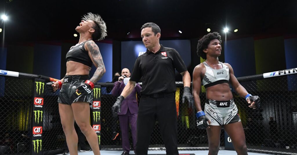 Martial Arts Clique MartialArtsClique UFC Vegas 45 results Angela Hill loses controversial split decision to Amanda Lemos UFC Vegas 45 results: Angela Hill loses controversial split decision to Amanda Lemos