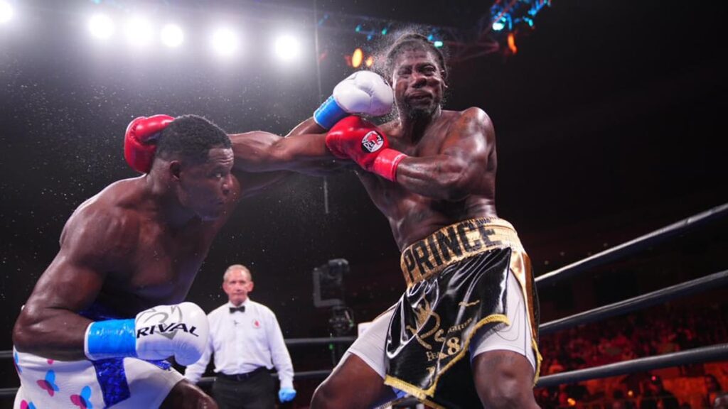 Martial Arts Clique MartialArtsClique Luis Ortiz vs Charles Martin full fight video highlights FIGHTMAG Luis Ortiz vs Charles Martin full fight video highlights - FIGHTMAG