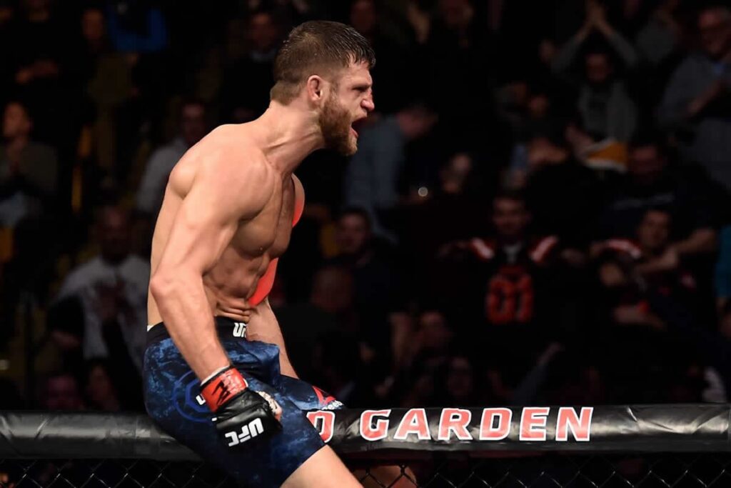 Martial Arts Clique MartialArtsClique UFC Full Fight Video Calvin Kattar KOs Shane Burgos FIGHTMAG UFC Full Fight Video: Calvin Kattar KO's Shane Burgos - FIGHTMAG