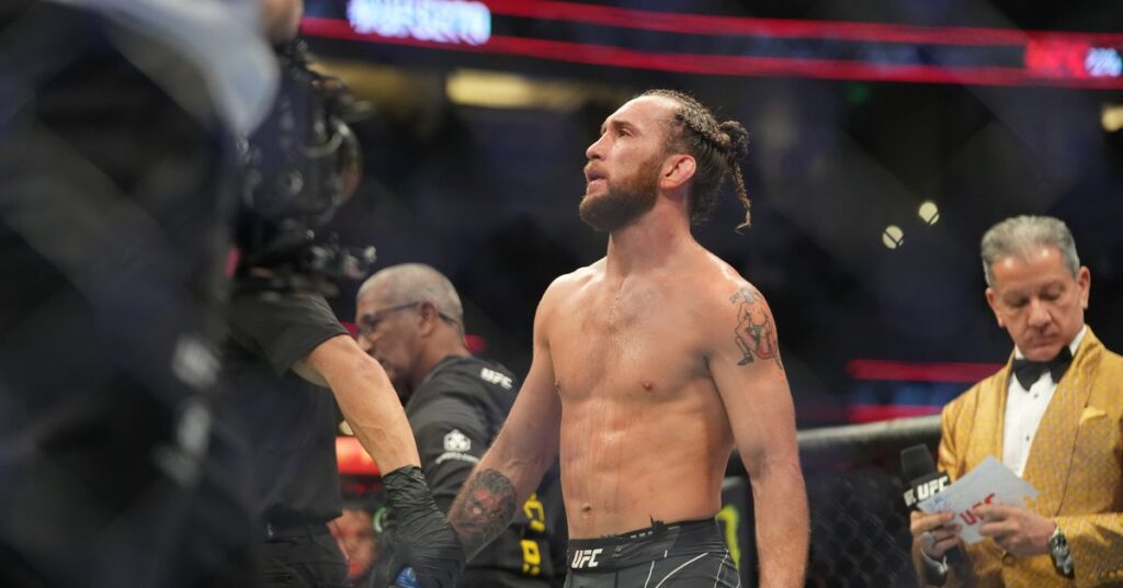 Martial Arts Clique MartialArtsClique Video Victor Henry reacts to Joe Rogan shoutout following UFC 270 win offers advice to MMA media Video: Victor Henry reacts to Joe Rogan shoutout following UFC 270 win, offers advice to MMA media