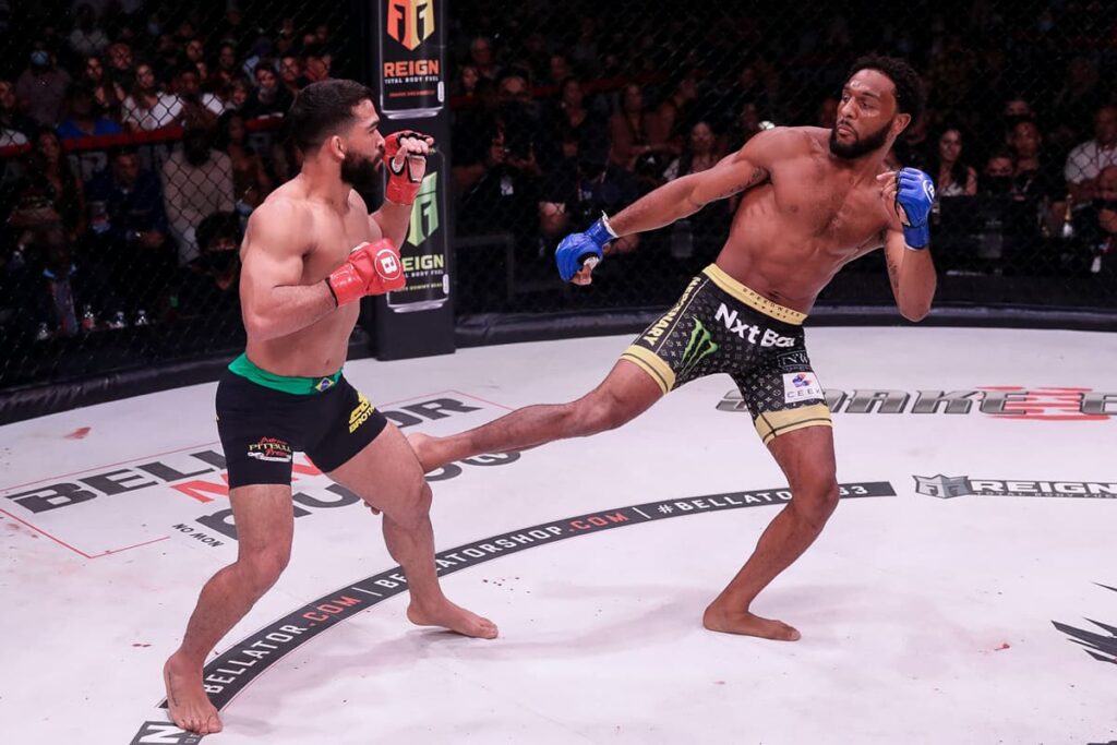 Martial Arts Clique MartialArtsClique AJ McKee vs Patricio Pitbull 2 tops Bellator 277 in San Jose tickets FIGHTMAG AJ McKee vs Patricio Pitbull 2 tops Bellator 277 in San Jose, tickets - FIGHTMAG