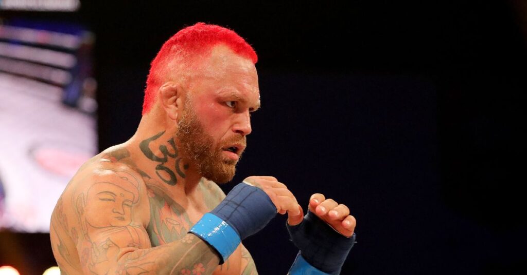 Martial Arts Clique MartialArtsClique Chris Leben gives health update from hospital bed ‘so grateful to be alive after COVID scare Chris Leben gives health update from hospital bed, ‘so grateful’ to be alive after COVID scare