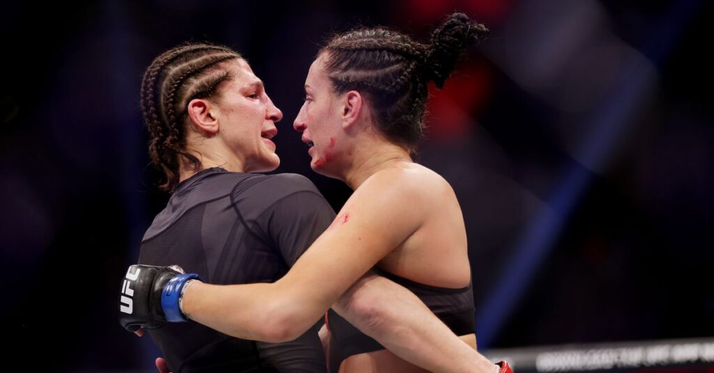 Martial Arts Clique MartialArtsClique Video Casey ONeill reveals what she told ‘legend Roxanne Modafferi after fight Video: Casey O’Neill reveals what she told ‘legend’ Roxanne Modafferi after fight