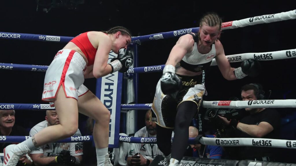 Martial Arts Clique MartialArtsClique Savannah Marshall vs Femke Hermans fight photos FIGHTMAG Savannah Marshall vs Femke Hermans fight photos - FIGHTMAG