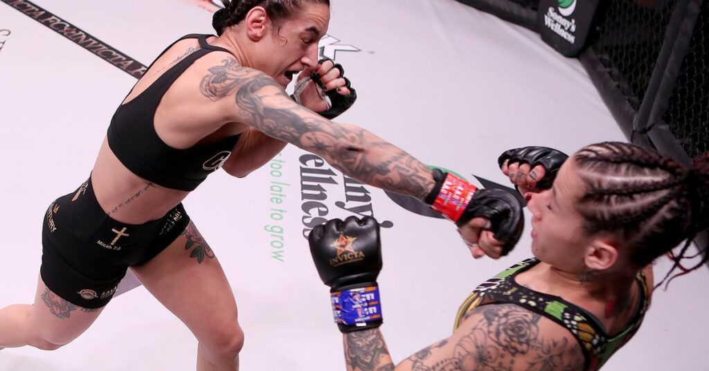 Martial Arts Clique MartialArtsClique Shannon Knapp refutes negative claims about open scoring but doesnt expect other promotions to embrace it Shannon Knapp refutes negative claims about open scoring, but doesn’t expect other promotions to embrace it