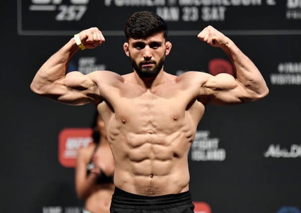 Martial Arts Clique MartialArtsClique UFC Vegas 57 weigh in results Tsarukyan vs Gamrot FIGHTMAG UFC Vegas 57 weigh-in results, Tsarukyan vs Gamrot - FIGHTMAG