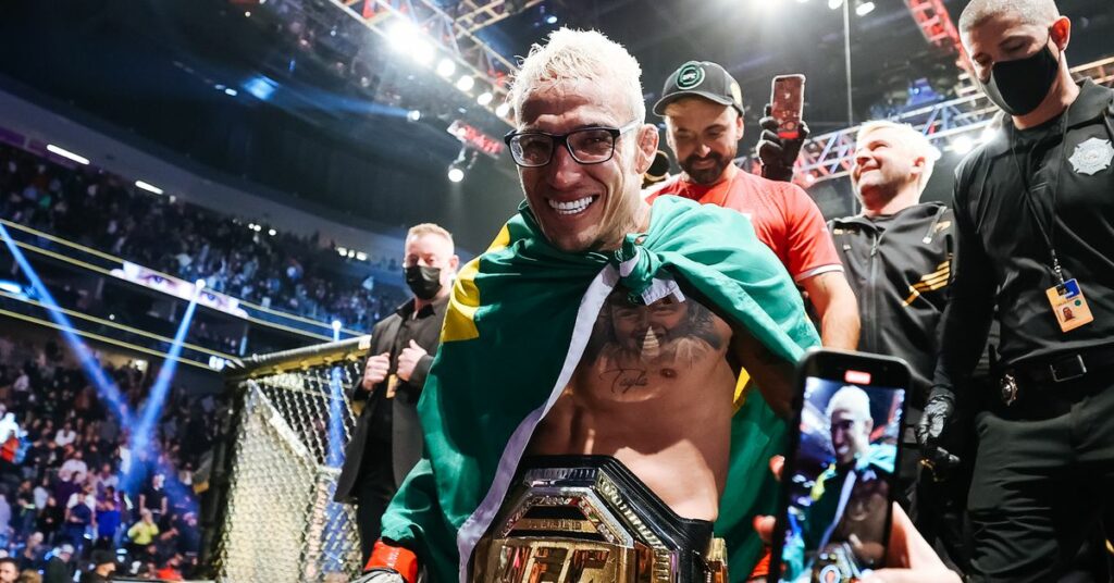 Martial Arts Clique MartialArtsClique Charles Oliveira wins 2022 Fighter of the Year ESPY award Charles Oliveira wins 2022 Fighter of the Year ESPY award