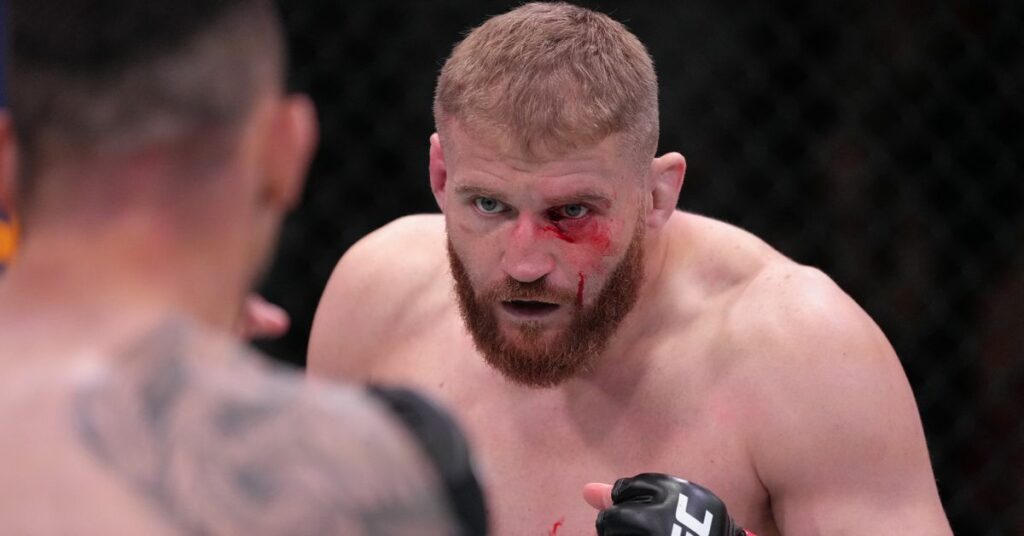 Martial Arts Clique MartialArtsClique Jan Blachowicz Jiri Prochazka not upholding ‘samurai code by picking Glover Teixeira Jan Blachowicz: Jiri Prochazka not upholding ‘samurai code’ by picking Glover Teixeira