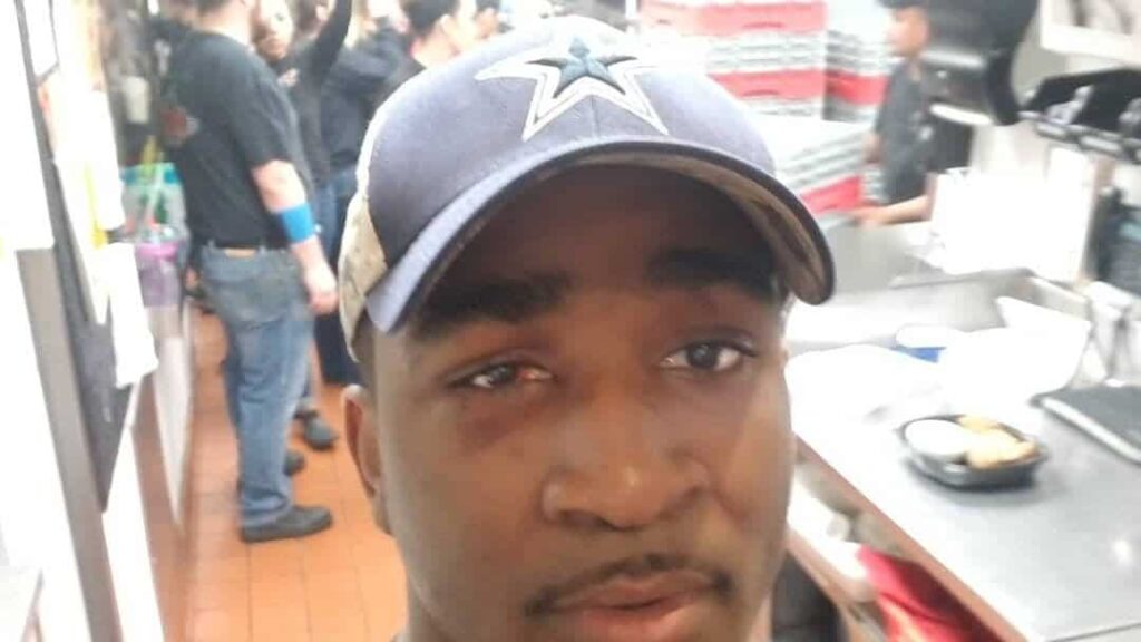 Martial Arts Clique MartialArtsClique In The UFC He Destroys Opponents And Doesnt Know What Defeat Is And Today He Is Forced To Serve Steaks In The UFC, He Destroys Opponents And Doesn't Know What Defeat Is, And Today He Is Forced To Serve Steaks!